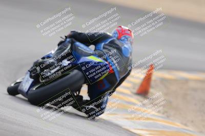 media/Dec-17-2022-SoCal Trackdays (Sat) [[224abd9271]]/Turn 10 Backside (120pm)/